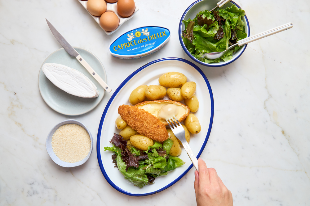 Caprice des Dieux pané, pommes grenailles & salade